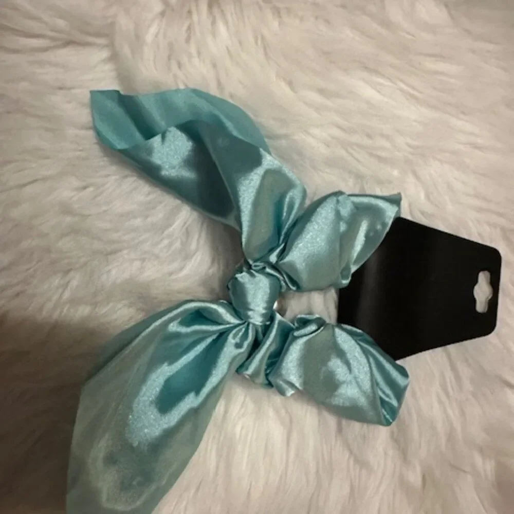 Mint Satin Bow Scrunchie  7935 - KIDS  Handmade NWT Boutique